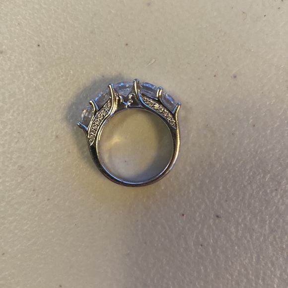 Bradford exchange diamonesk personalized anniversary ring sing 5  4-25-2009 - Picture 6 of 7